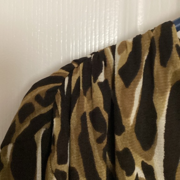 Marc Brouwer Vintage Animal Print Top - Picture 7 of 8